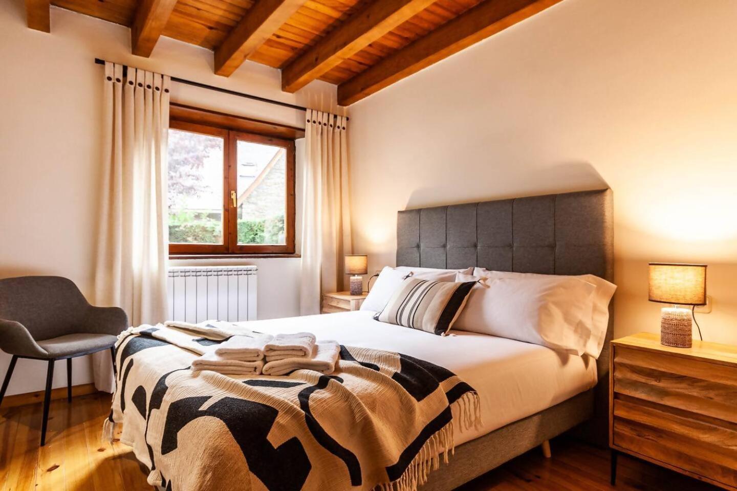 Espacioso Apartamento Con Jardin En Salardu Naut Aran  Exterior foto