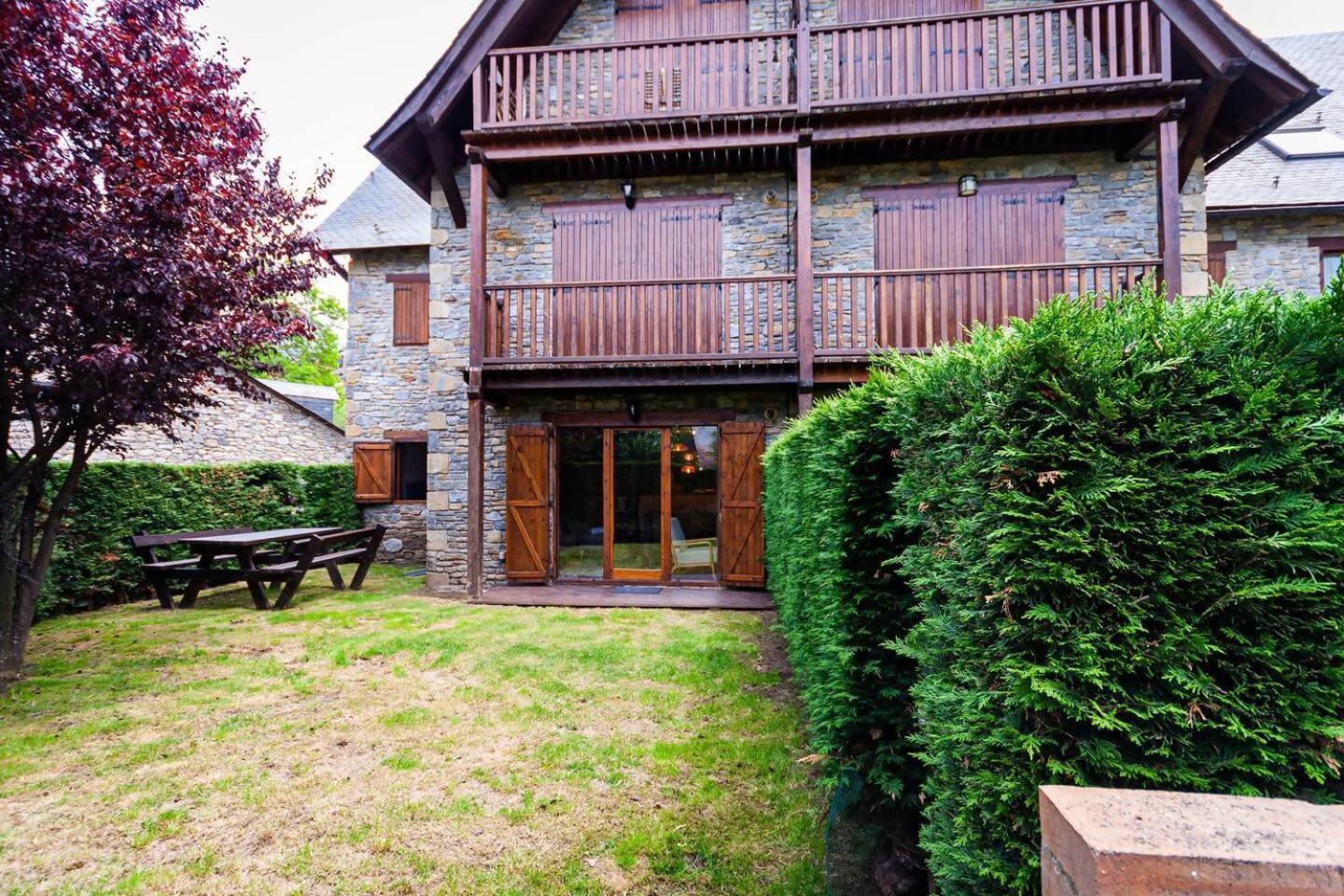 Espacioso Apartamento Con Jardin En Salardu Naut Aran  Exterior foto